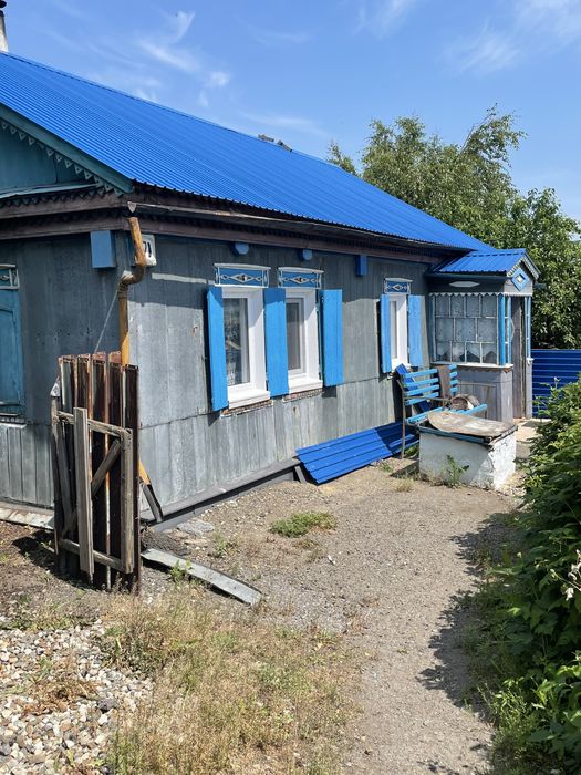 Продаеться дом в Боровом. Рядом озеро