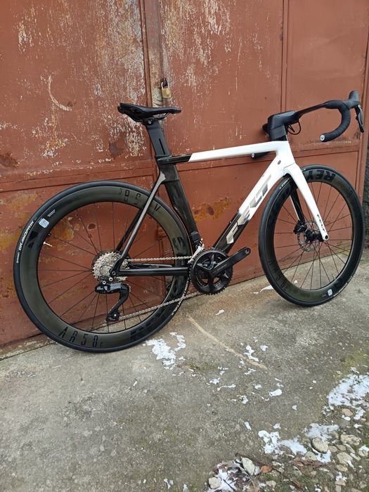 Felt AR Advanced full carbon /105 di2
