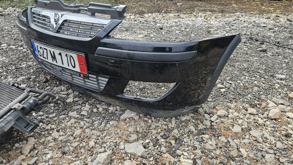 Предна Броня и Перка/Радиатори за Opel Corsa C 1.0