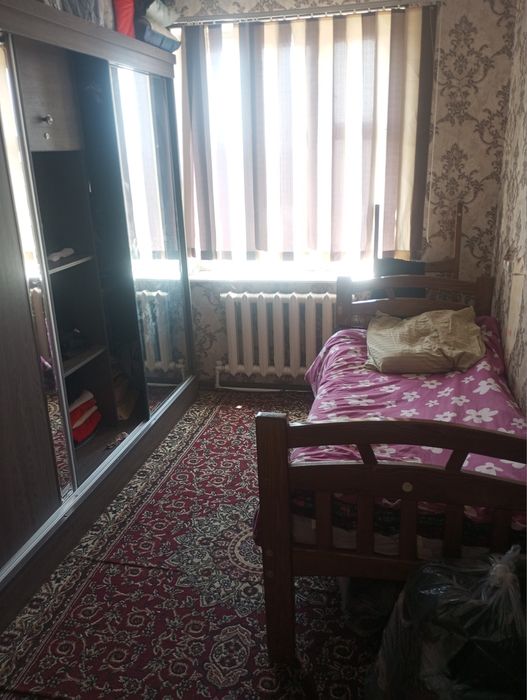Заканалда 3хонали квартира сотилади А Кадири 110дом  19 кв