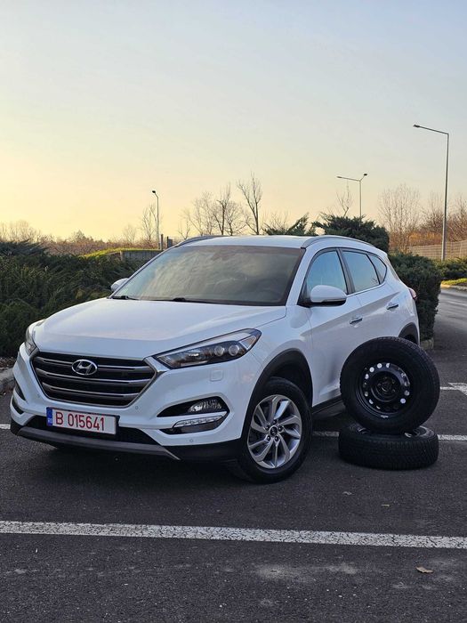 Hyundai Tucson 2.0 CRDi 4x4/Jante+Anvelope Iarna/Revizie/RAR/Istoric