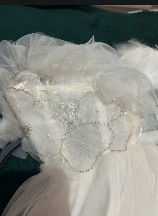 Vand rochie de cununie civila