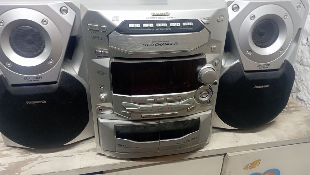 Продам музыкальный центр Panasonic Sa ak18