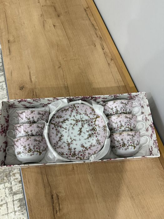 Чайный сервиз на 6 персон