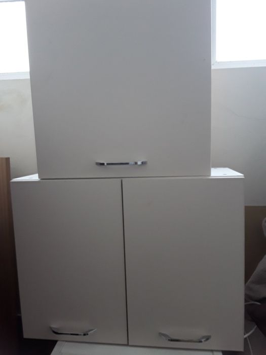 Шкафове горен ред