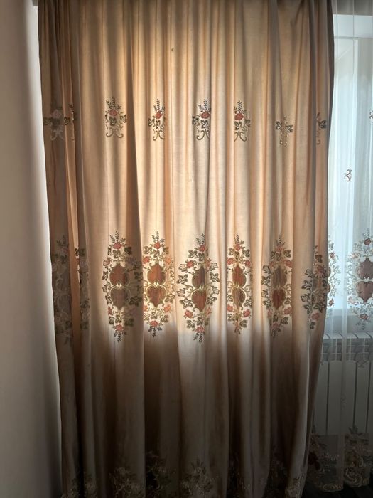 Шторы б/у в хорошем состгянии