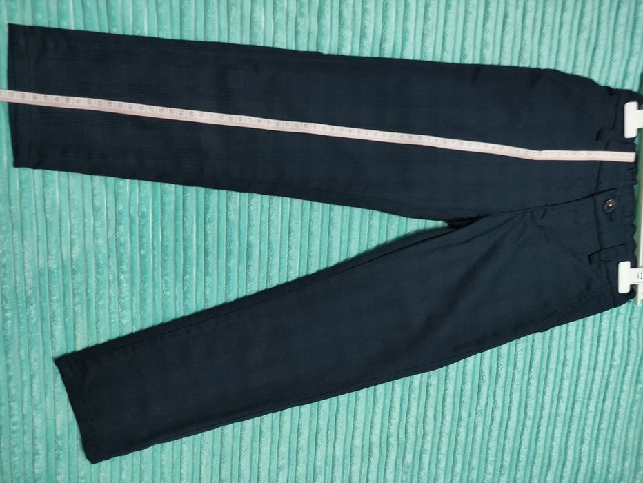 Продам школьные брюки на мальчика