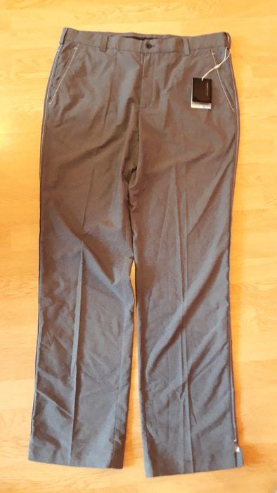 Pantaloni casual Nike