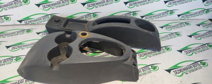 Consola centrala Dacia Logan prima generatie (facelift)