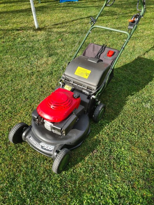 Masina de tuns gazon Honda hrd 535
