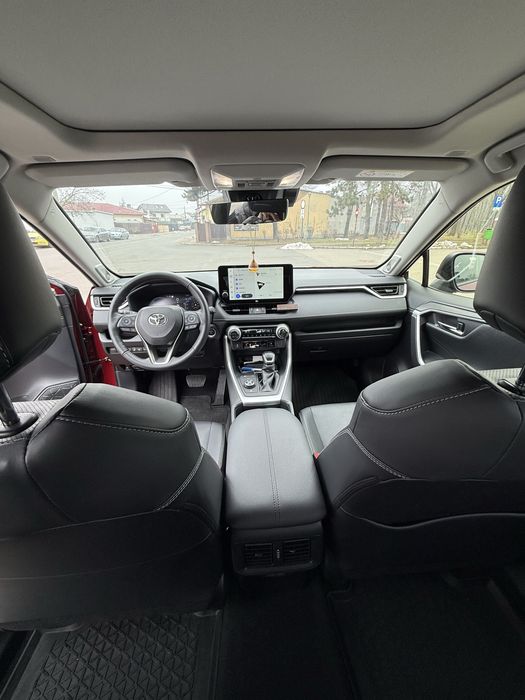 Toyota RAV4 2.5 Hybrid AWD Luxury Premium | 2024 | 12.200 km | Impecabilă
