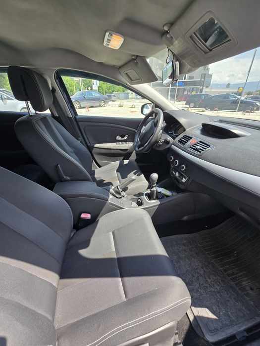 Лек автомобил Рено Меган( Renault Megane) 1.6 2009г бензин/газ