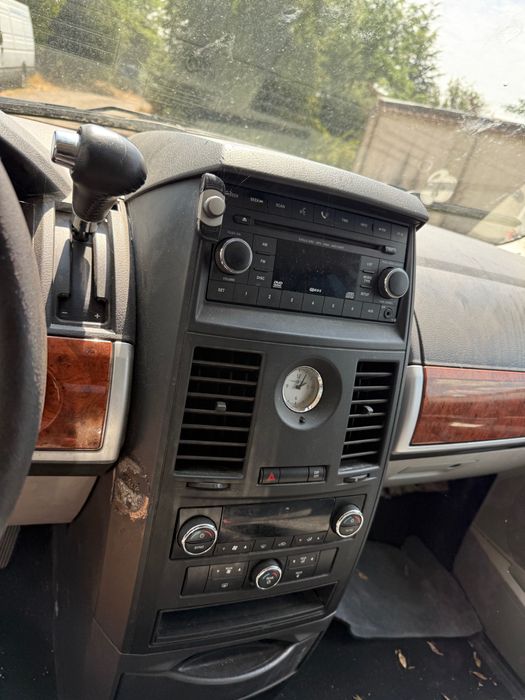 на части Chrysler Gr Voyager 2.8 crdi автоматик 2008 година