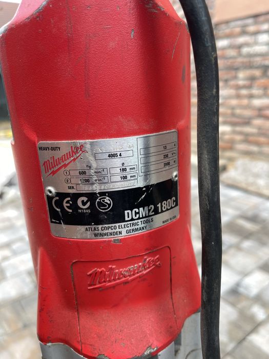 Masini de carotat Wasta Dimas Milwauke