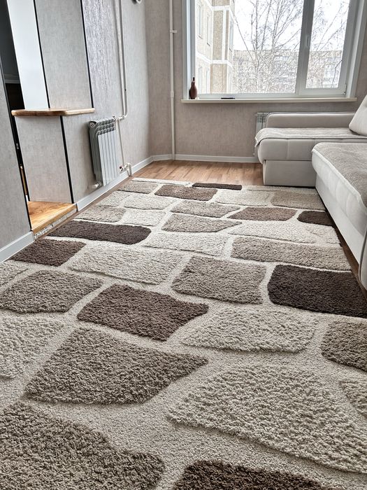 Продам ковер в отличном состоянии