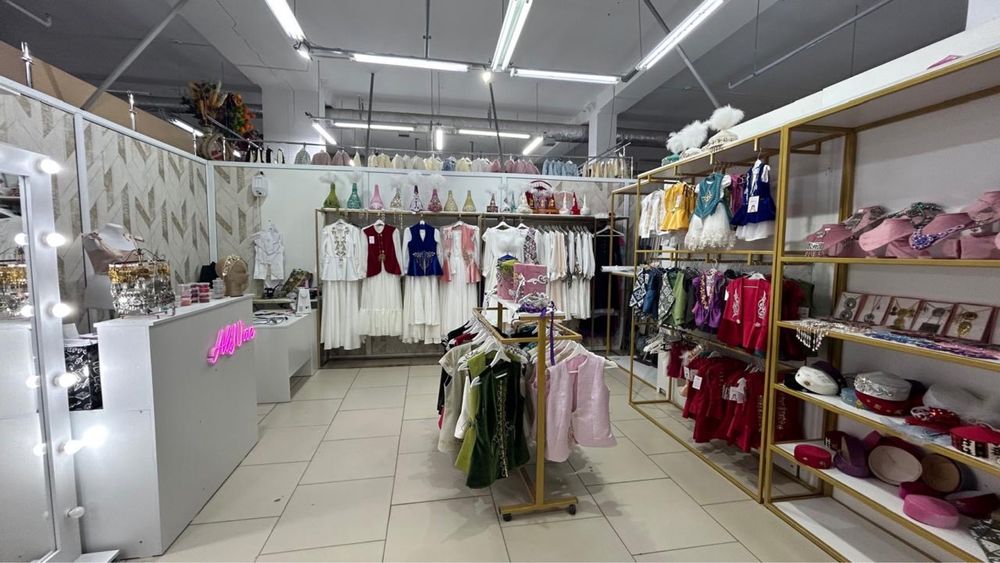 Продам бутик в Тц Мега Шыгыс