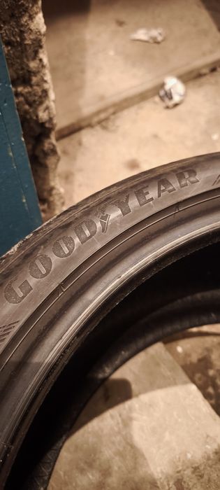 Гуми Good Year Eagle F1 275/35/20 DOT 0325