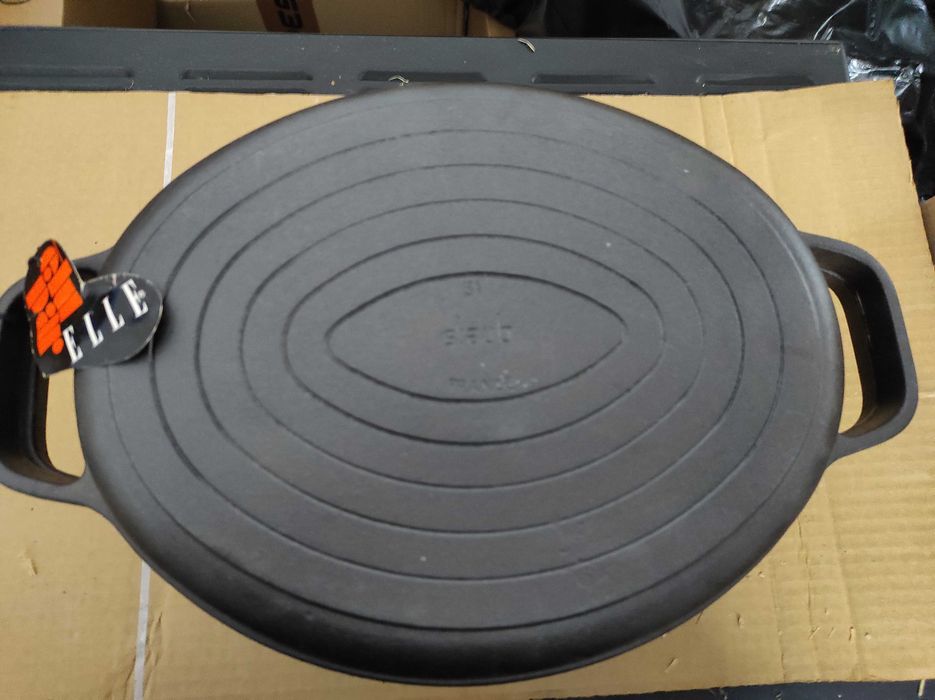 Чугунена тенджера и саханче