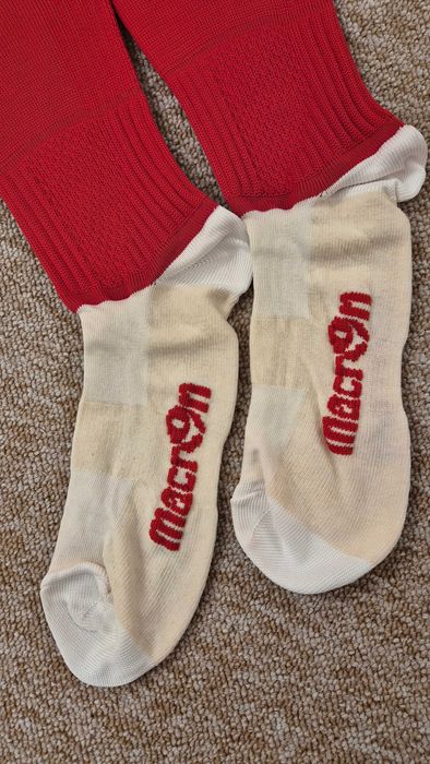 Футболни чорапи, калци, гети