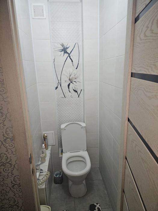 СРОЧНО ПРОДАМ 5ком.каартиру