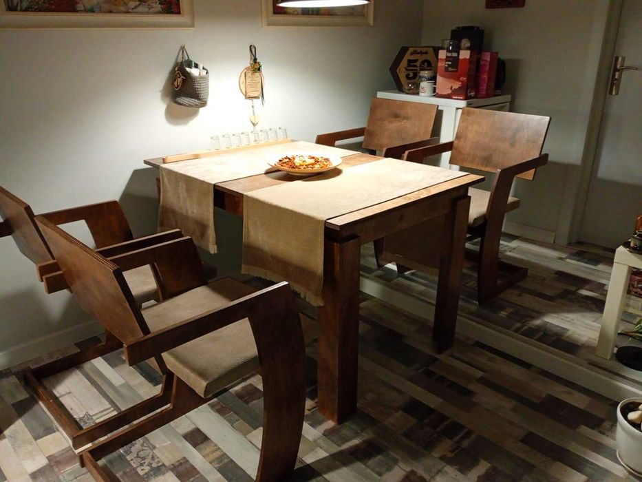 Маса с 4 стола трапезарна в рустикален стил