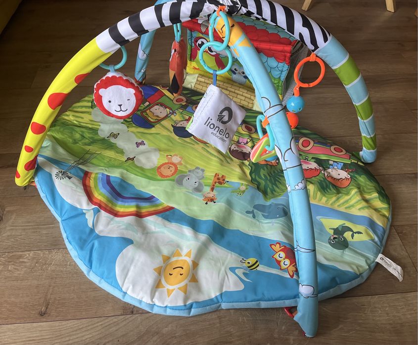 Активна гимнастика за бебе Lionelo