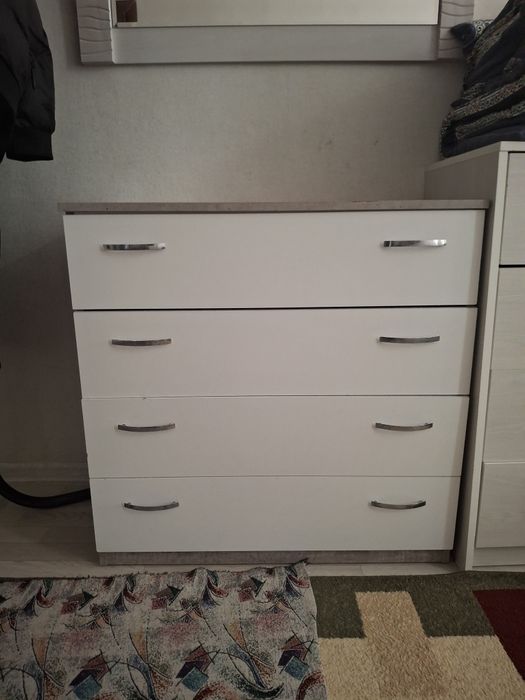Продам комод белый