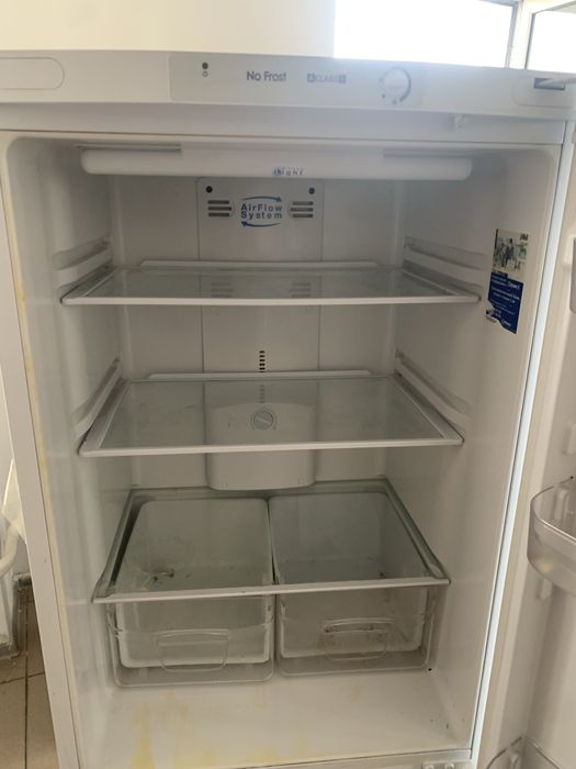 Продам холодильник