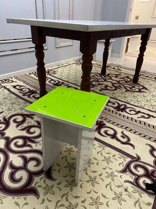 Продается стол,Высота 80,Размер 80-170