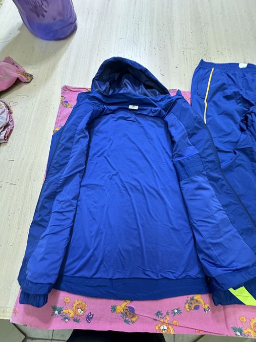 Спортивный костюм