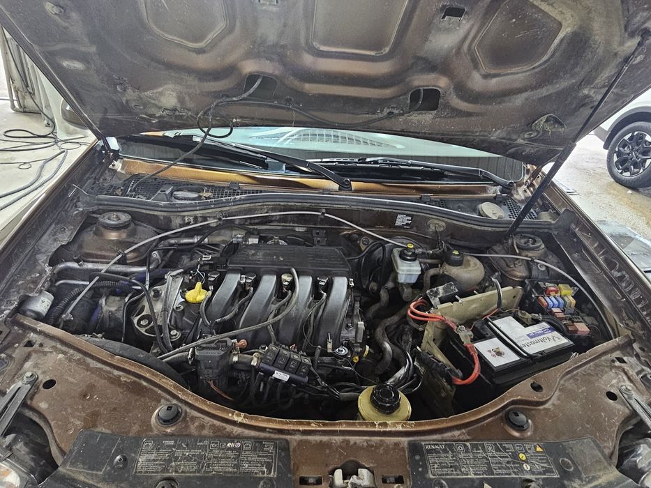 Продам дастер 2 литра полный привод