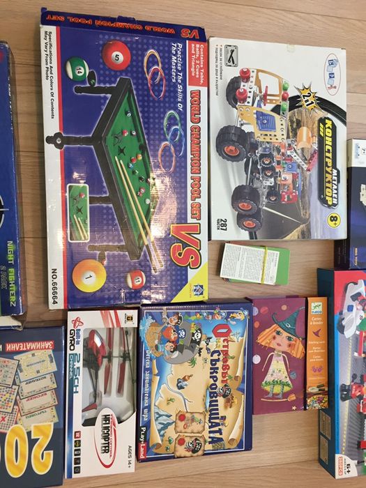 Разнообразни занимателни и семейни игри, развиващи интелекта