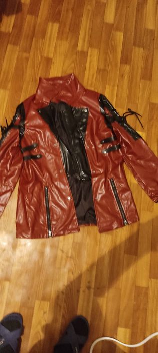 куртка полиэстер красная