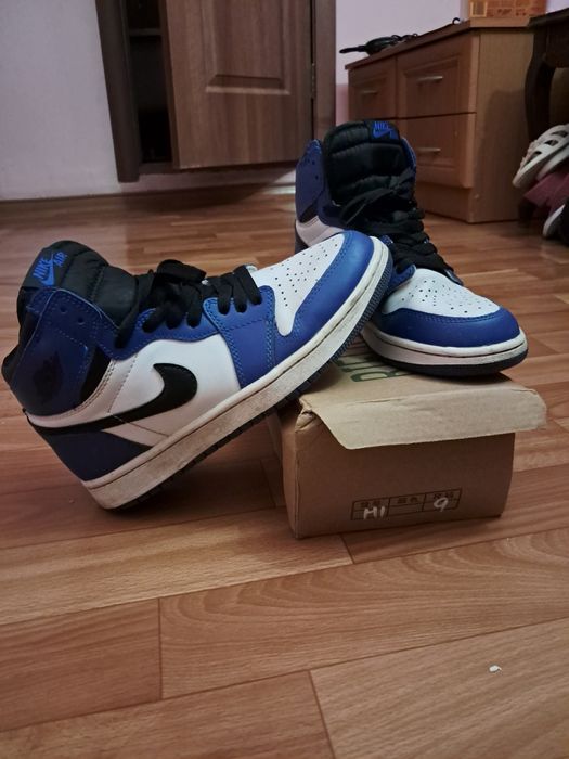 Джордан найк кроссовки