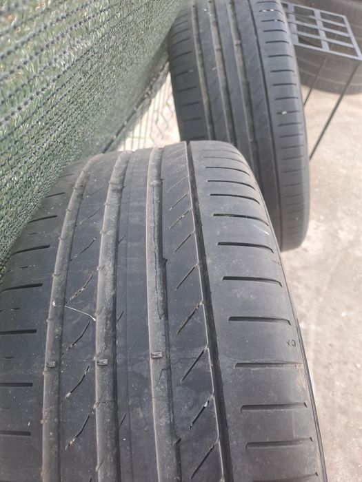 Cauciucuri continental 225 45 17