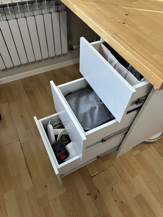 Продам компьютерный стол, б/у