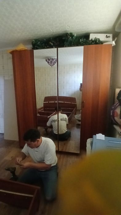 Спальный гарнитур