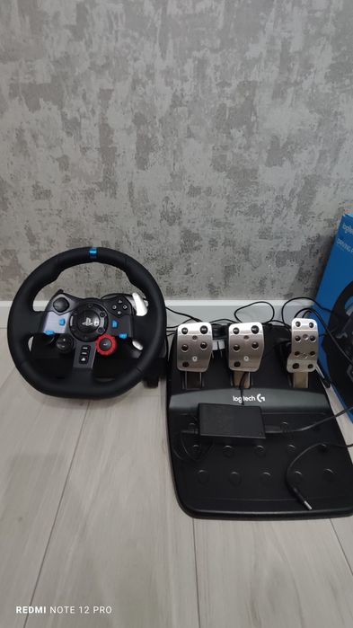 Продается руль g29 Logitech