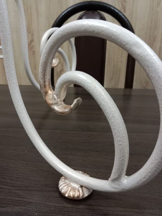 Подставка под елку