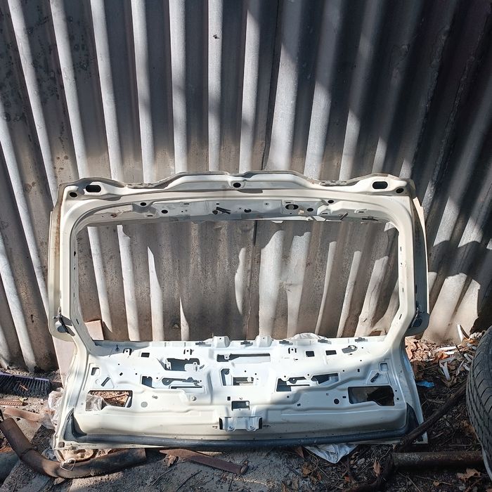 Крышка багажника на BMW X5 E 70