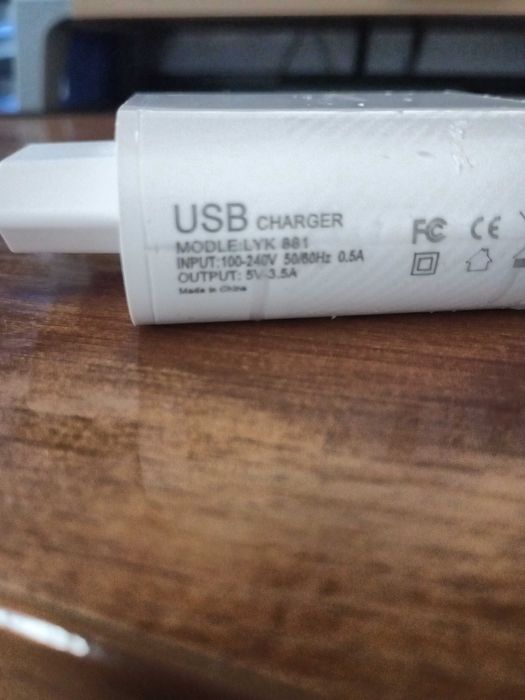 Зарядно 5V, 48W, 6 порта