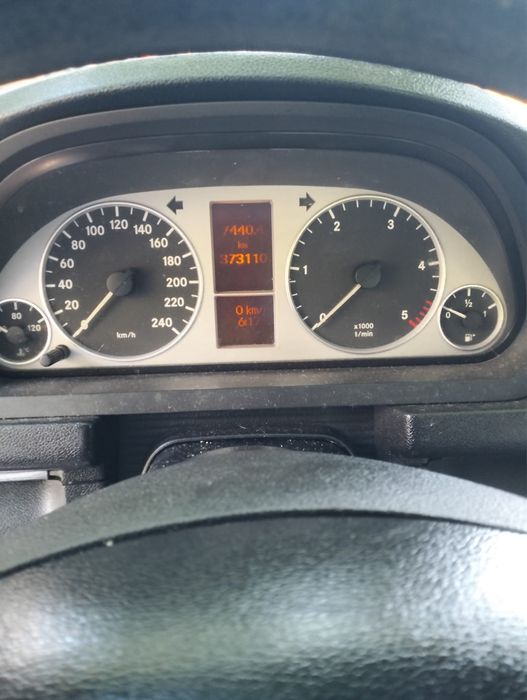 Mercedes b class