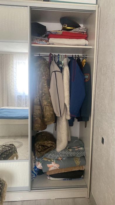 Продается шкаф для одежды