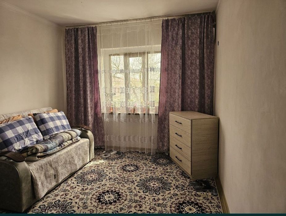 Продаётся 2 х комнатная