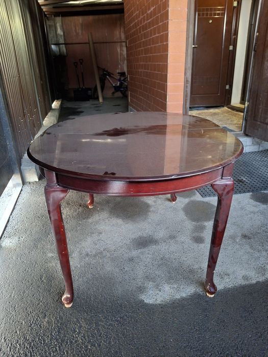 Стол обеденный для кухни