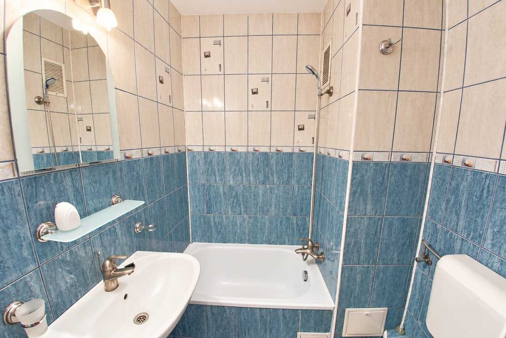 Proprietar | 2 camere, aprox. 50 m² | Unirii–Centrul Istoric | Balcon, două lifturi
