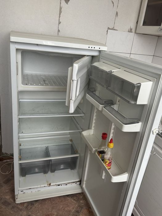 Продам холодильник