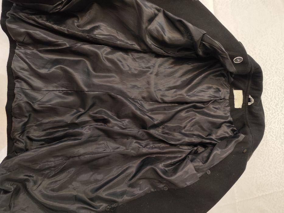 Пальто чёрное демисезонное