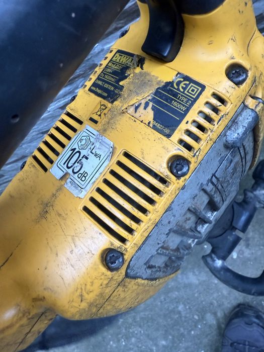 Къртач DeWALT електрически SDS-max, 1550 W, 19 J, D25902K