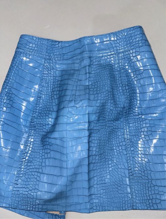 Fusta albastra din piele ecologica cu print de crocodil